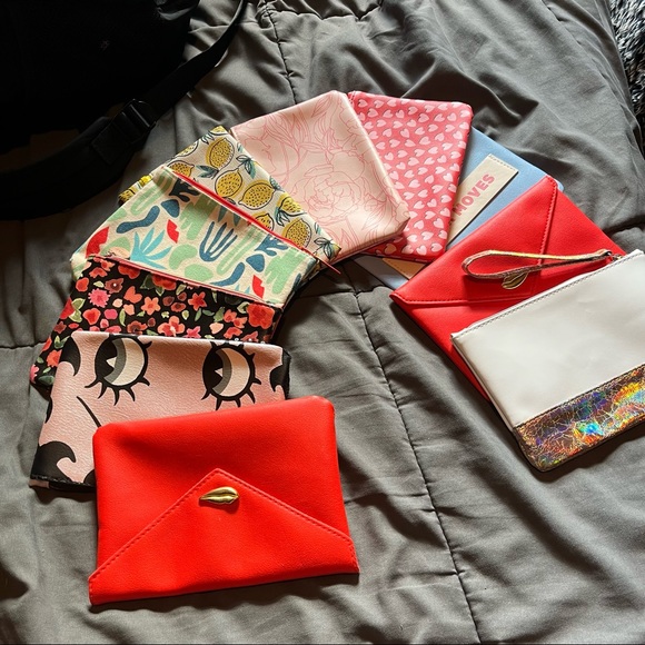 ipsy makeup bag bundle!! - Picture 1 of 1